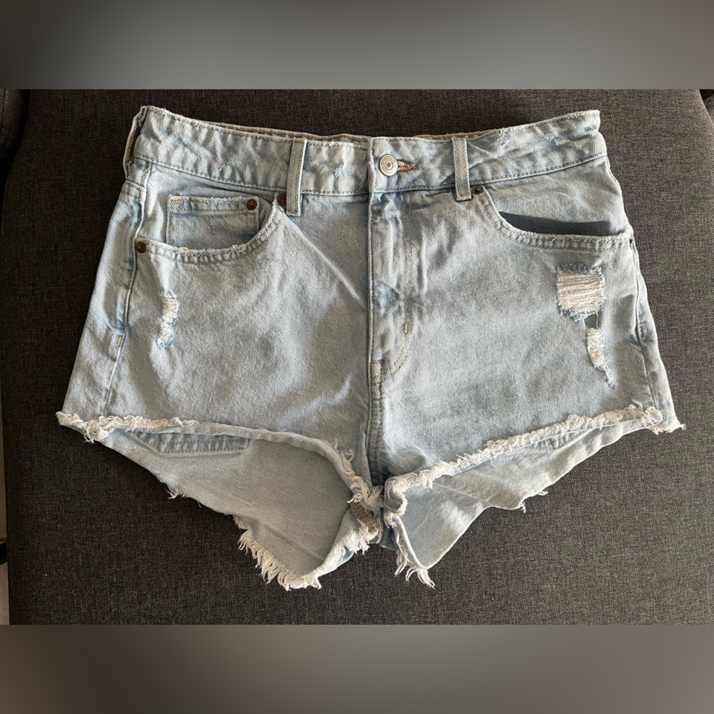Short Jean women size EU 40 US 8